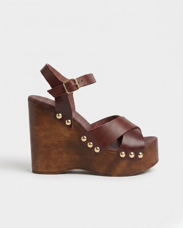 Stessy — Brown Leather Wedge Sandal | La Galerie